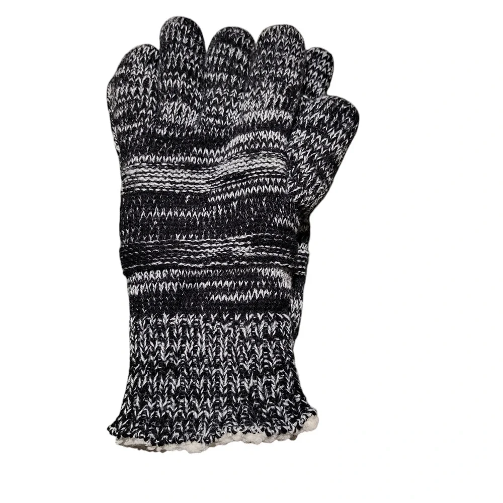 NWT Isotoner eco comfort black and white gloves, one size